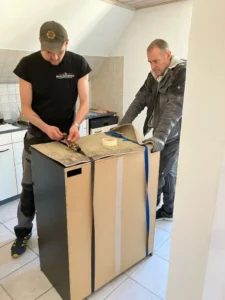 Professioneller Möbeltransport durch das Team vom Brockenhaus Schnäpplihuus Künten