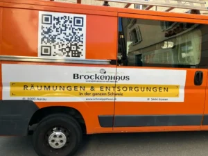 Firmenfahrzeug des Brockenhaus Schnäpplihuus Künten